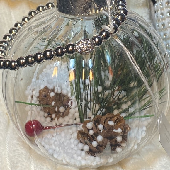 DAINTY MARS STRETCH SILVER METAL BEADED WITH SPARKLING BALL CIRCLE - Picture 4 of 7